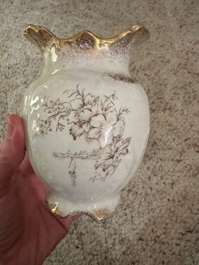 Small vintage vase or brush holder